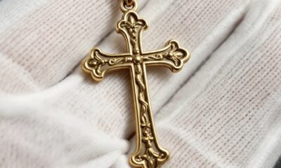 10K Gold Cross Pendant